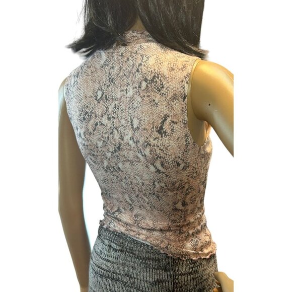 (6โ for $25) Candie's Mock Turtleneck Sleeveless Snake Print Top Size Small - Picture 3 of 5
